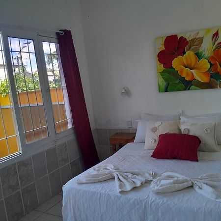 Hostel Damaris Puerto Iguazú Eksteriør billede